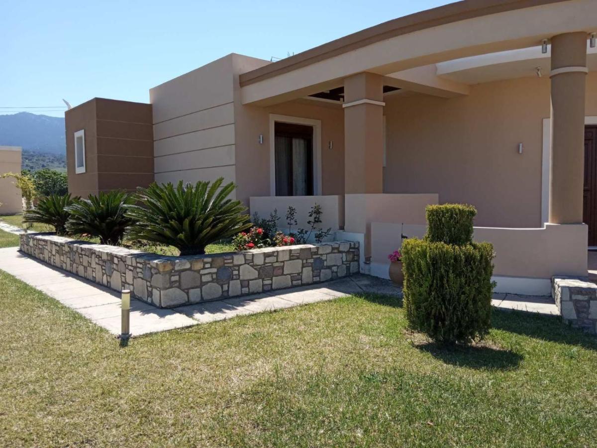 Kos Villa - Family Comfort With Large Garden, Jacuzzi Buitenkant foto