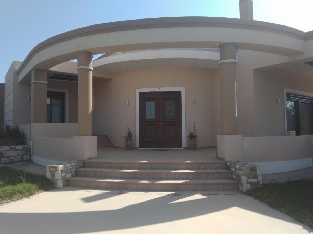Kos Villa - Family Comfort With Large Garden, Jacuzzi Buitenkant foto