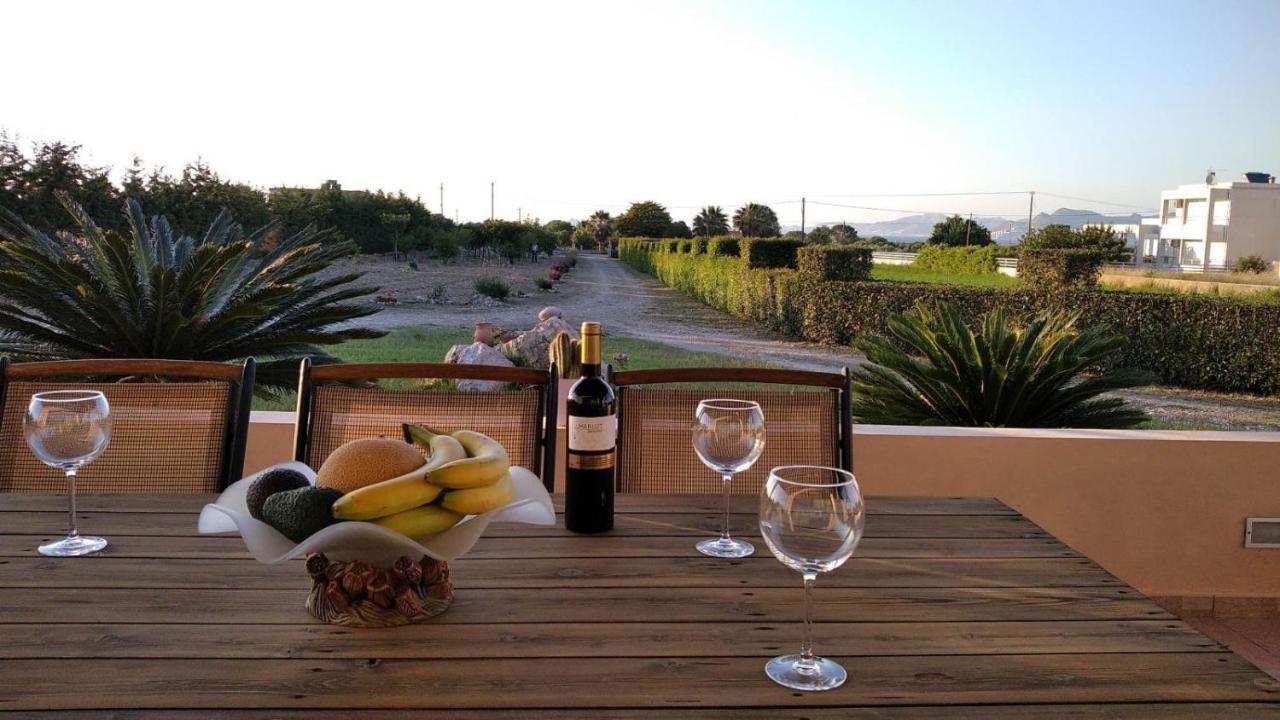 Kos Villa - Family Comfort With Large Garden, Jacuzzi Buitenkant foto